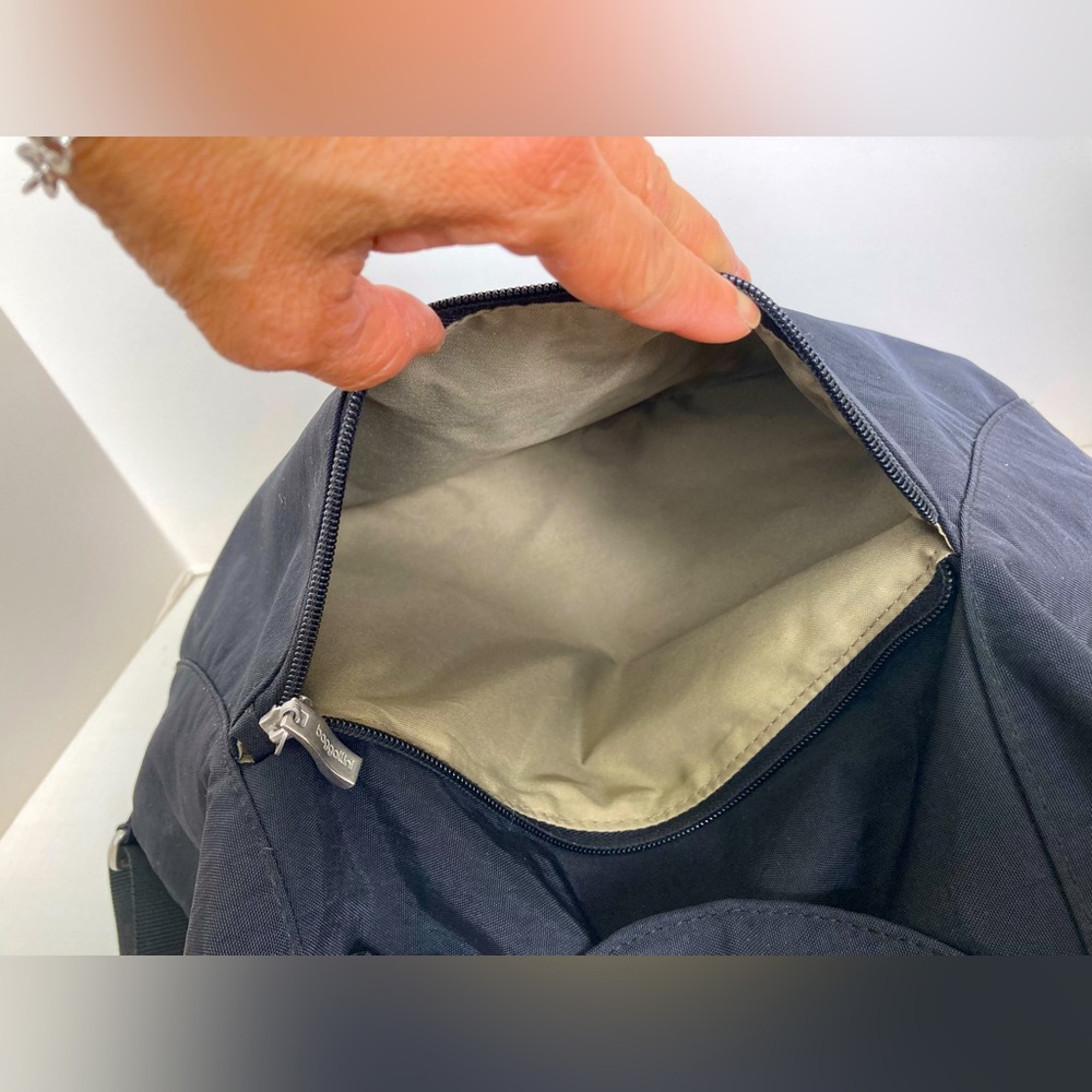 Baggallini Black Computer Backpack - image 8